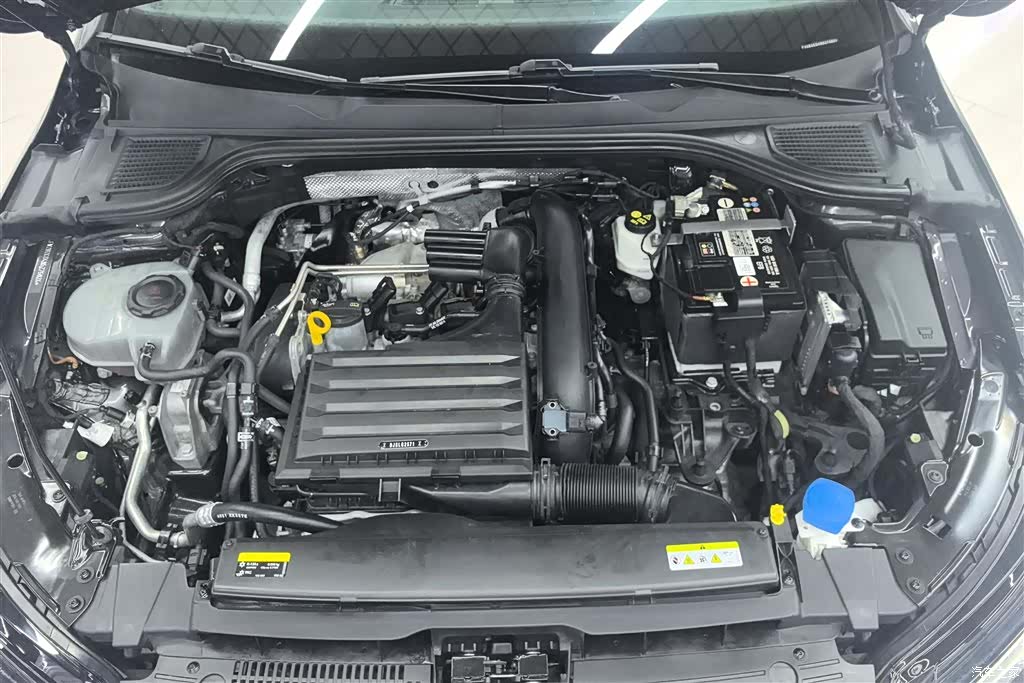 Volkswagen Golf, 2022 10