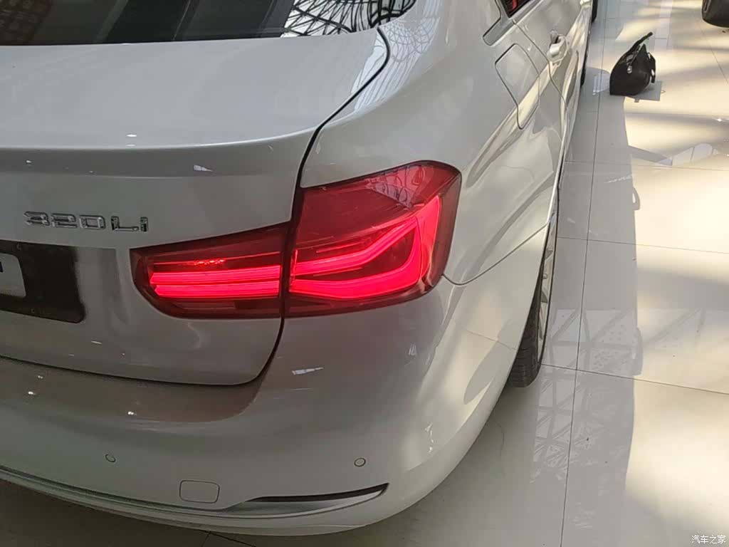 BMW 3 Series, 2018 8