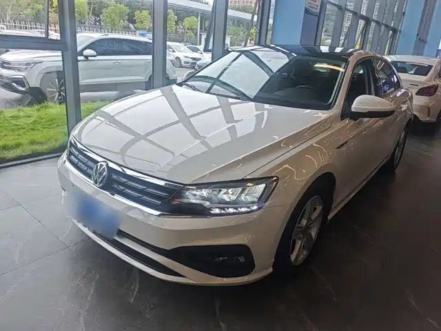 Volkswagen Lamando 2022 — купить из Китая под заказ