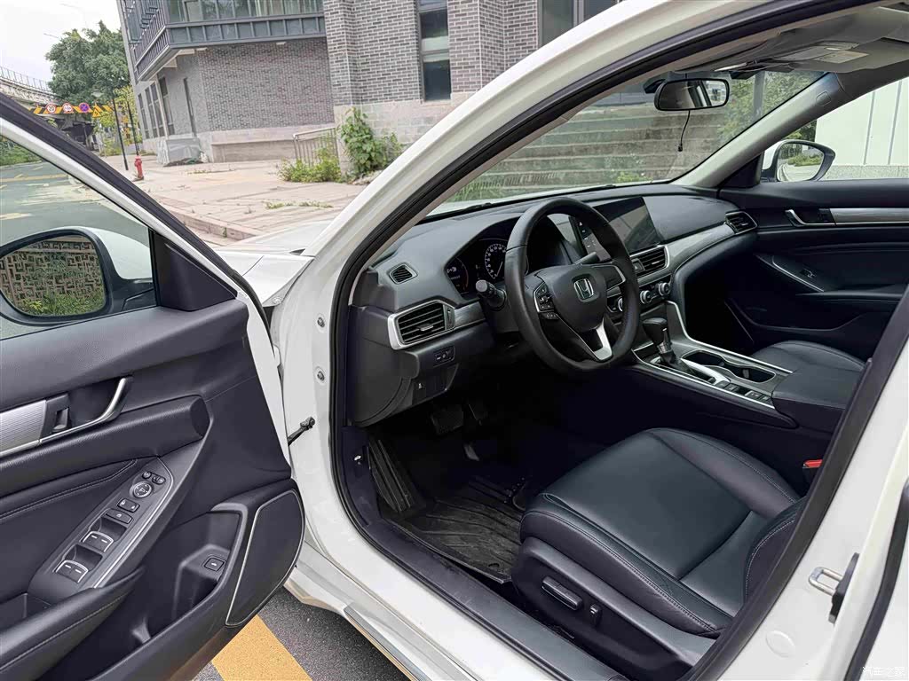 Honda Accord, 2022 7