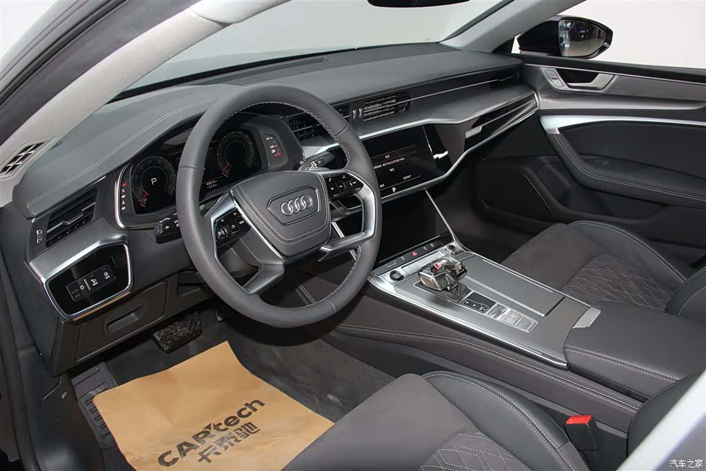 Audi A7L, 2025 23