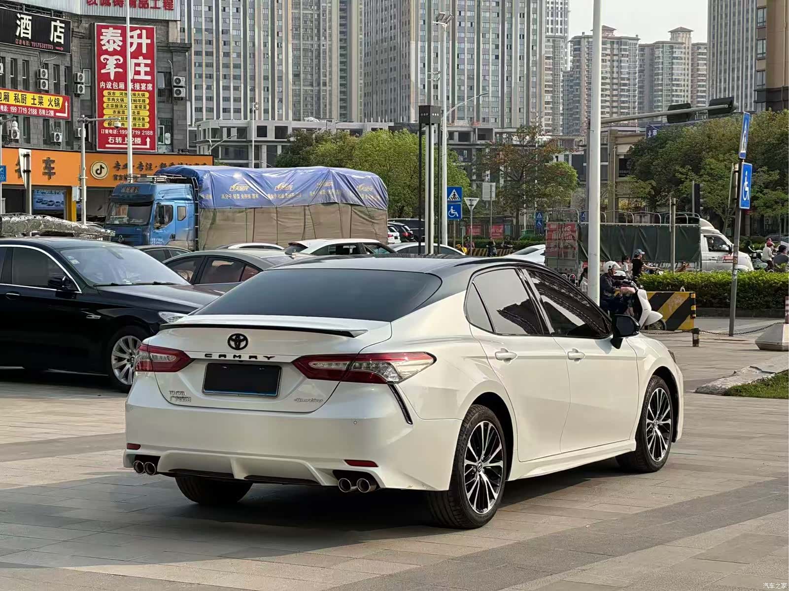 Toyota Camry, 2018 4