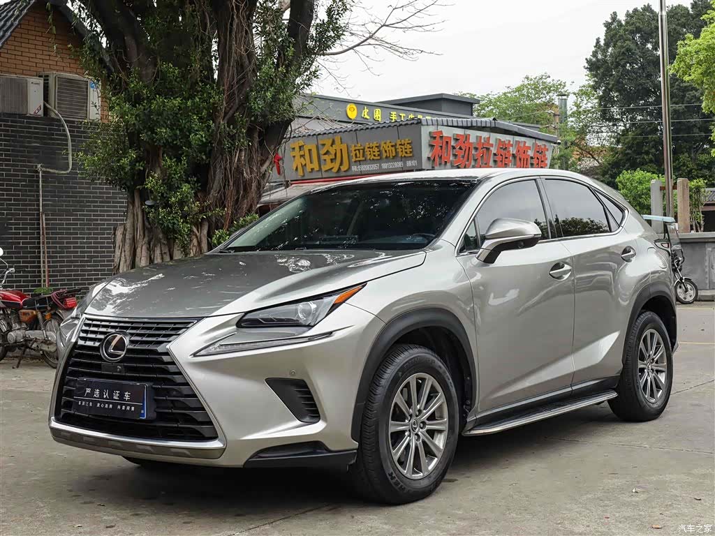 Lexus NX, 2018 1