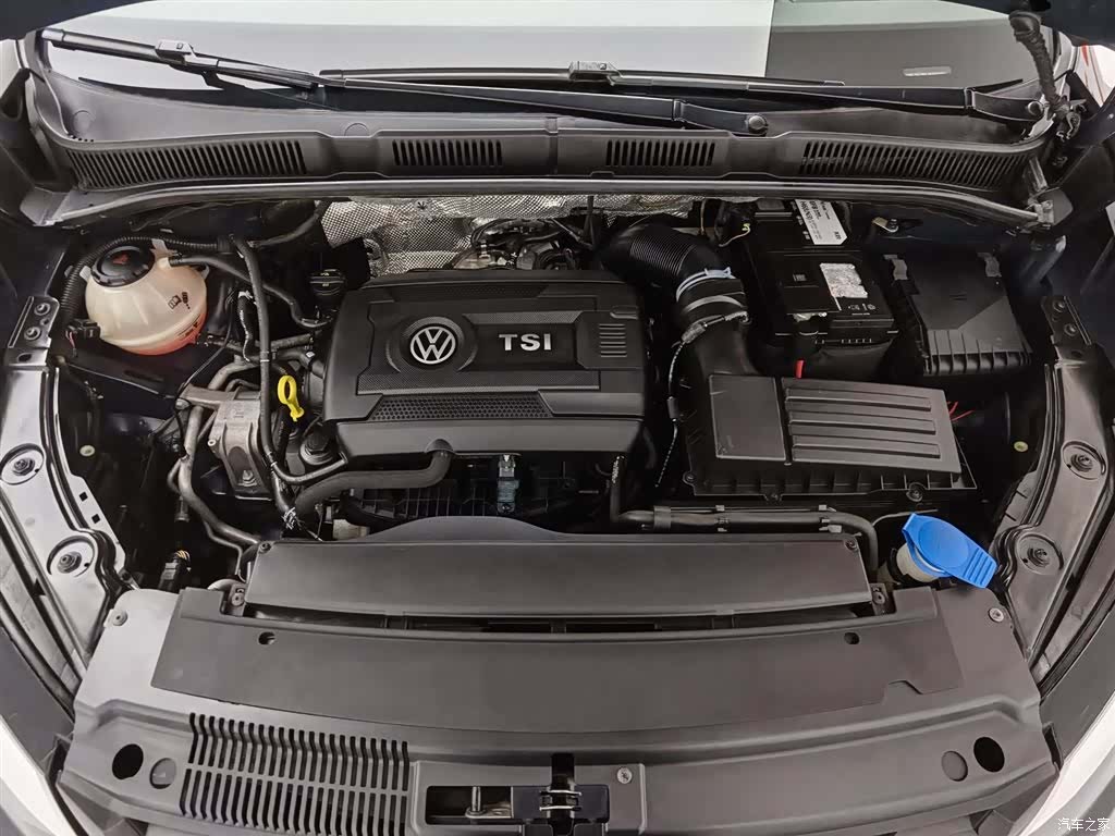 Volkswagen Xia, 2018 6
