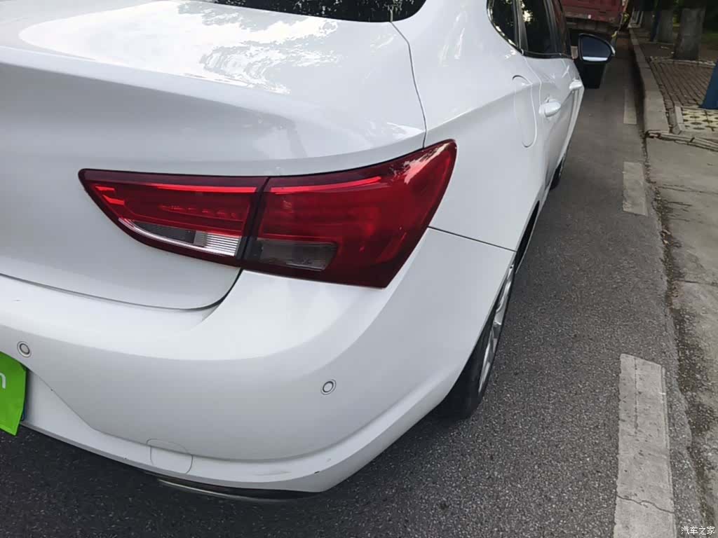 Buick Verano, 2019 8