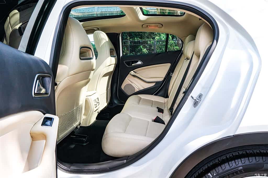 Mercedes-Benz GLA, 2016 17