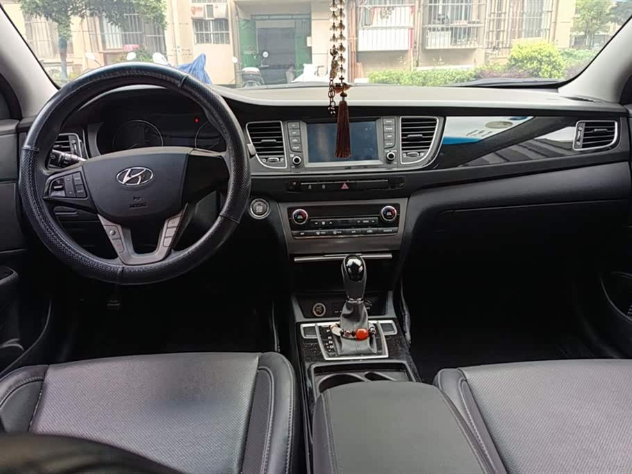 Hyundai Name picture