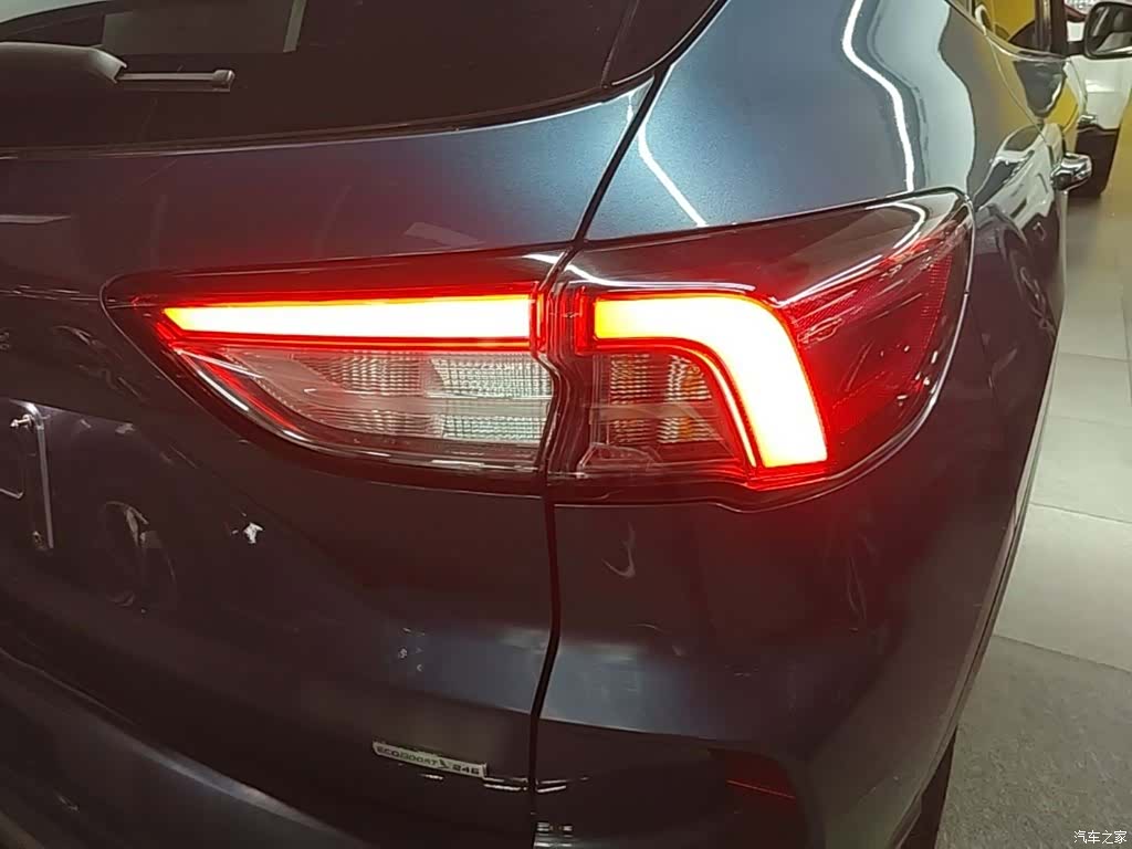 Ford Escape, 2022 8