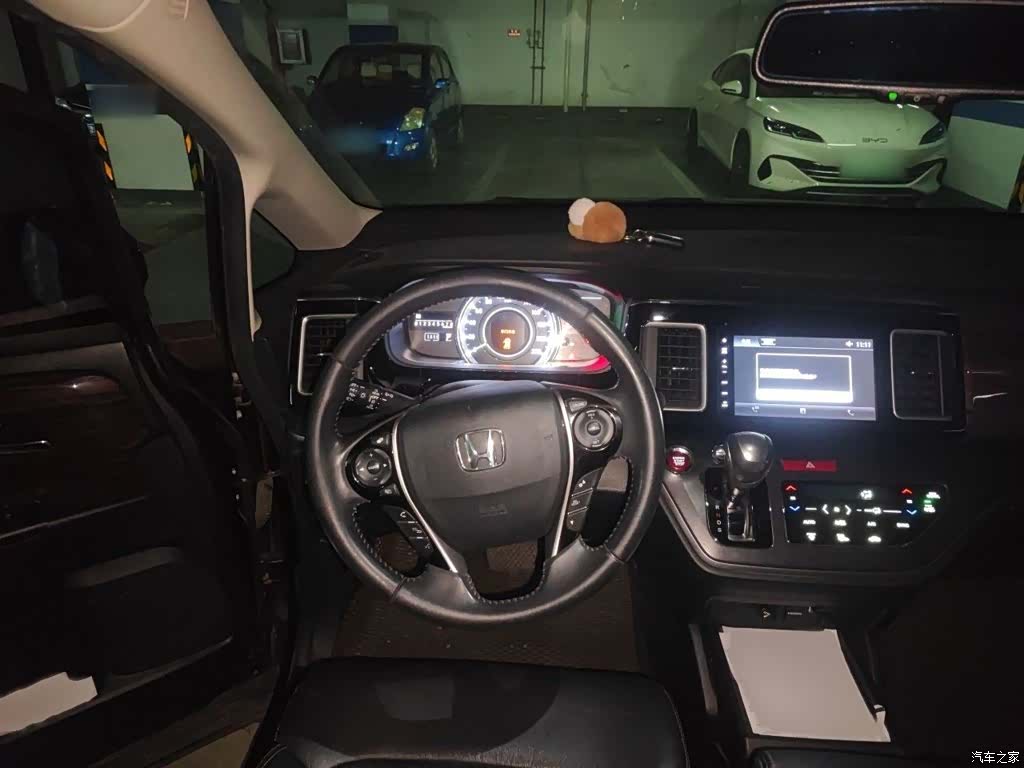 Honda Elysion, 2018 3