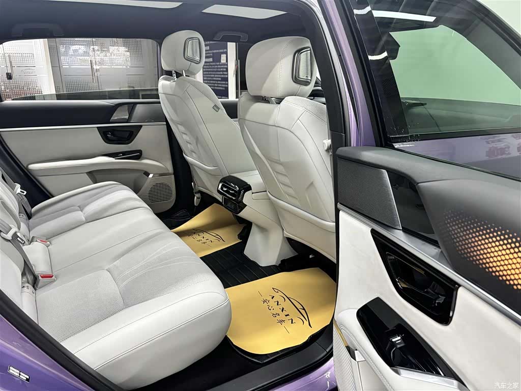 Honda P7, 2025 18