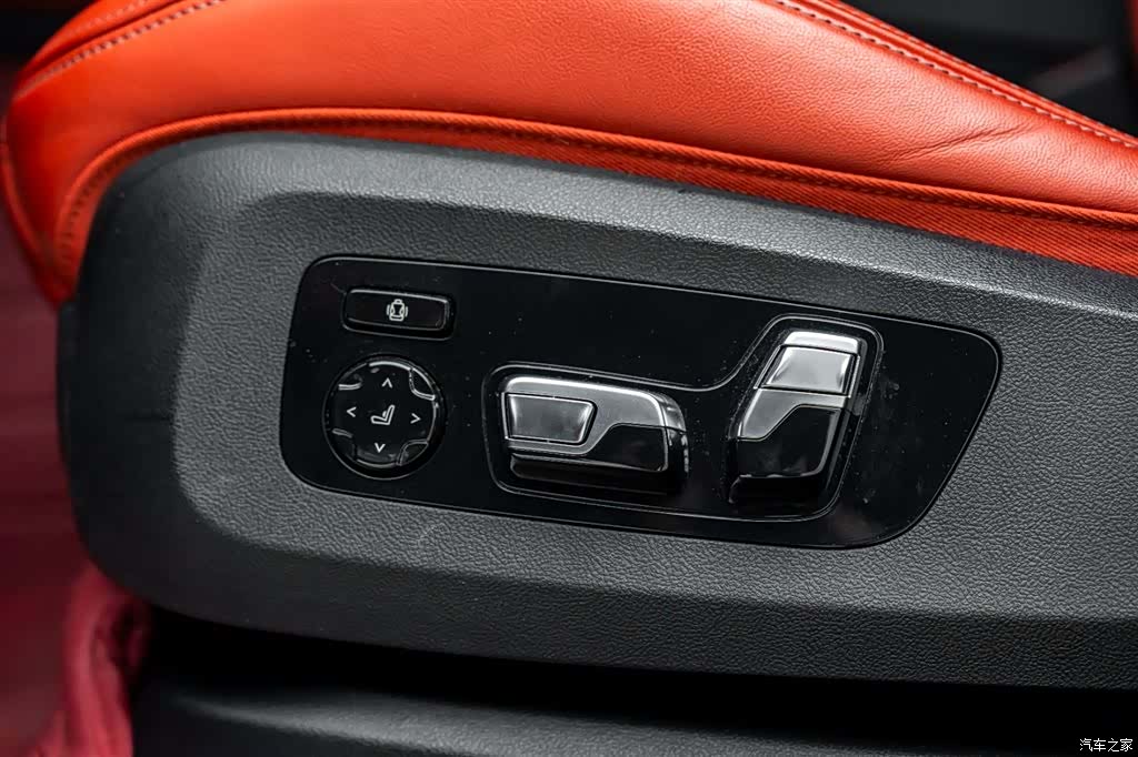 BMW XM, 2024 14