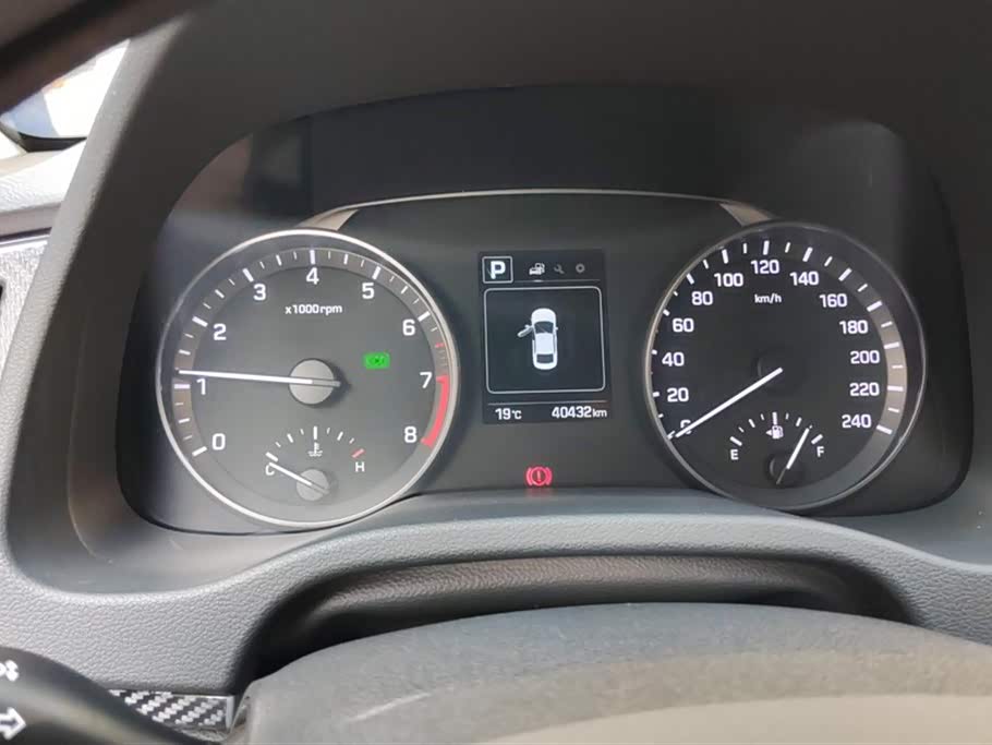 Hyundai Lead