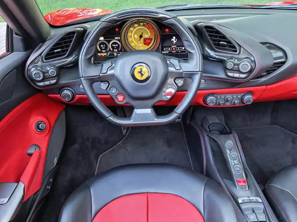 Ferrari 488
