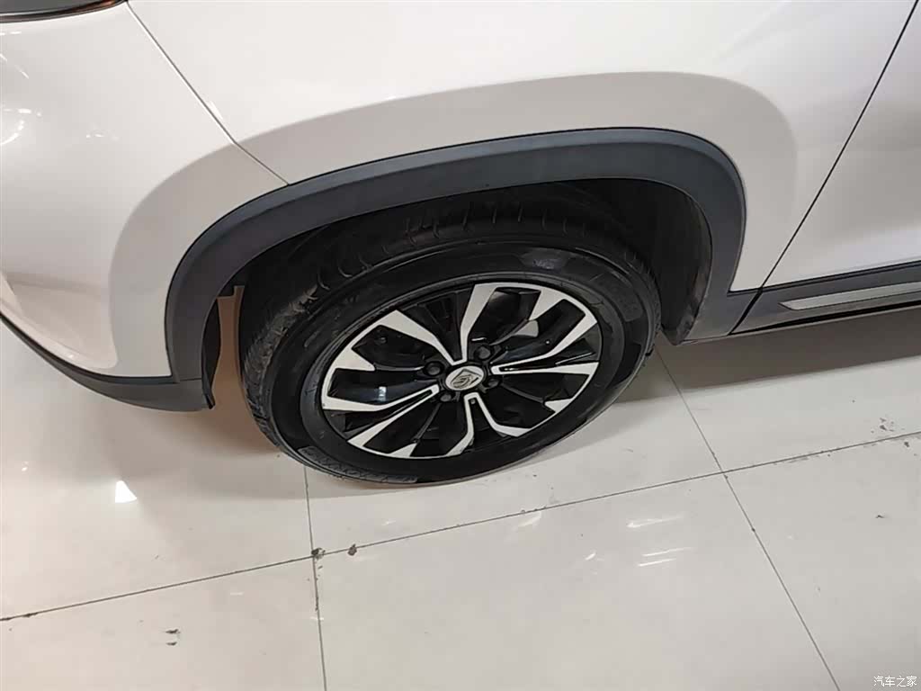 Wuling 510, 2019 23