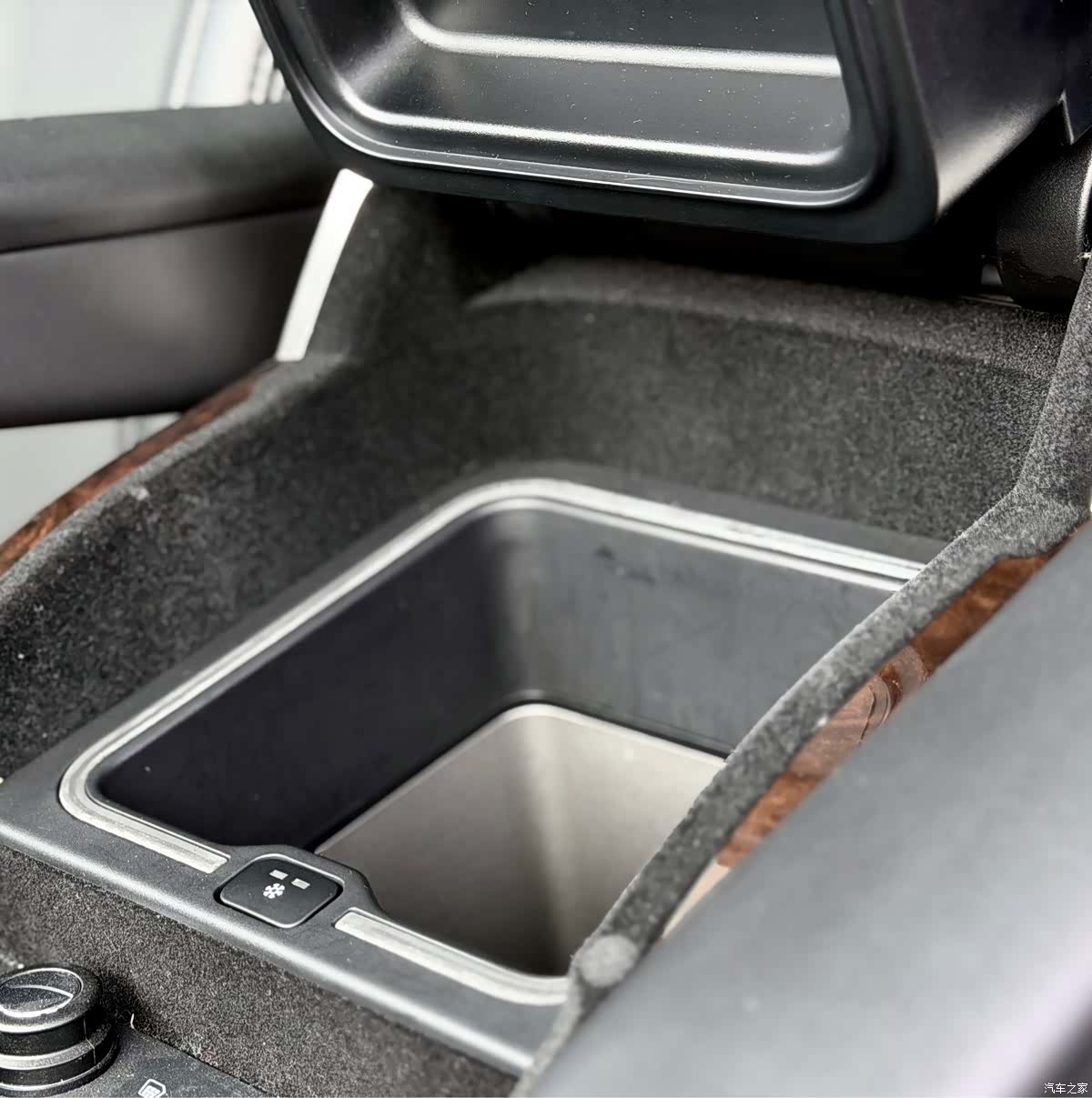 Land Rover Range Rover, 2020 12