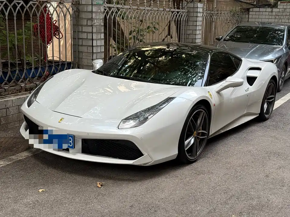 Ferrari 488