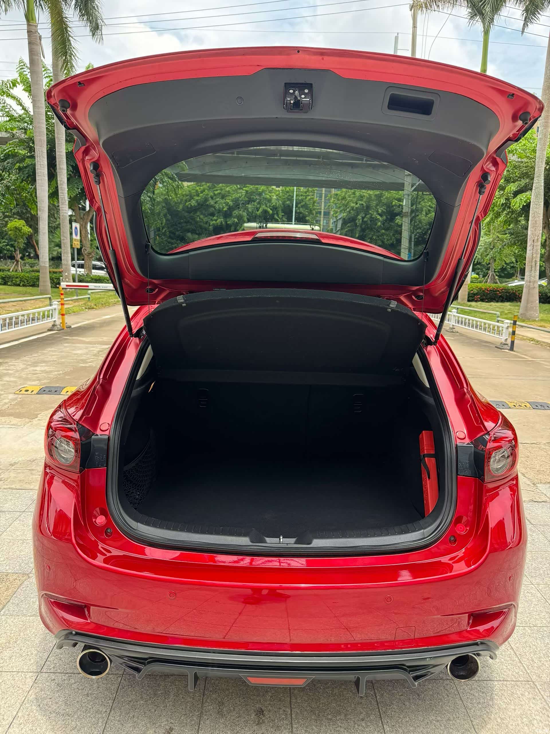 Mazda Mazda3, 2017 6