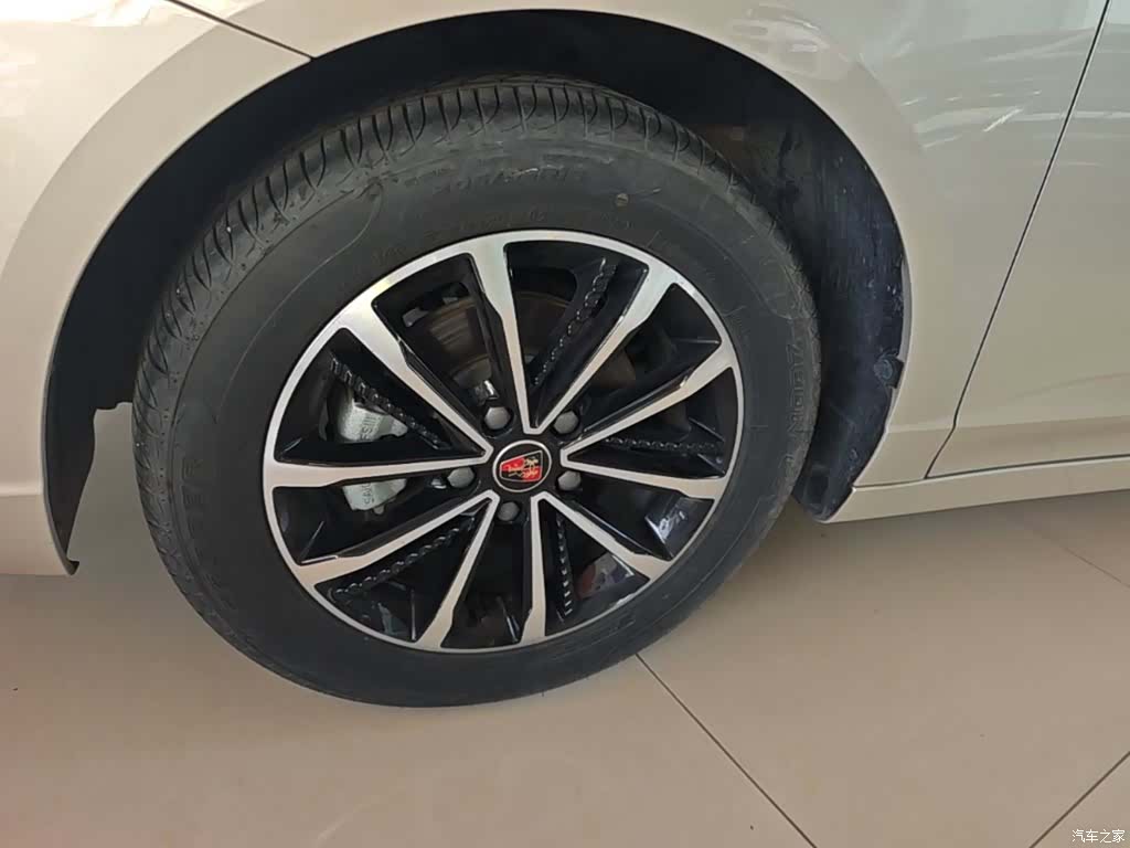 Roewe i5, 2021 23