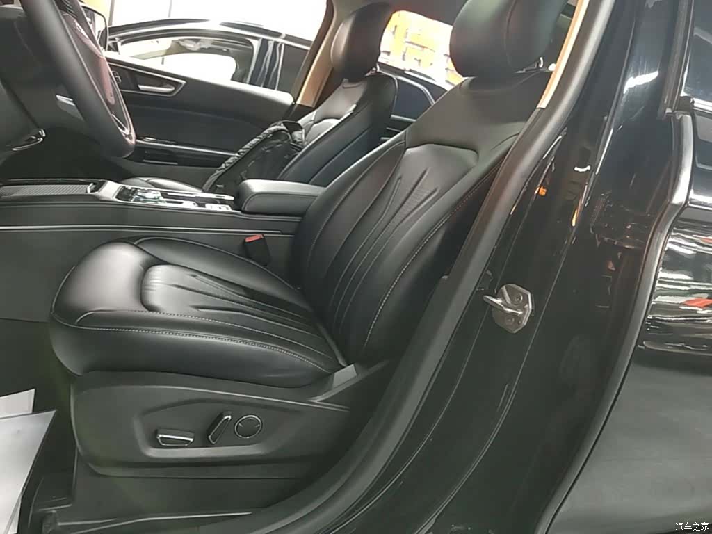 Ford Edge, 2021 15