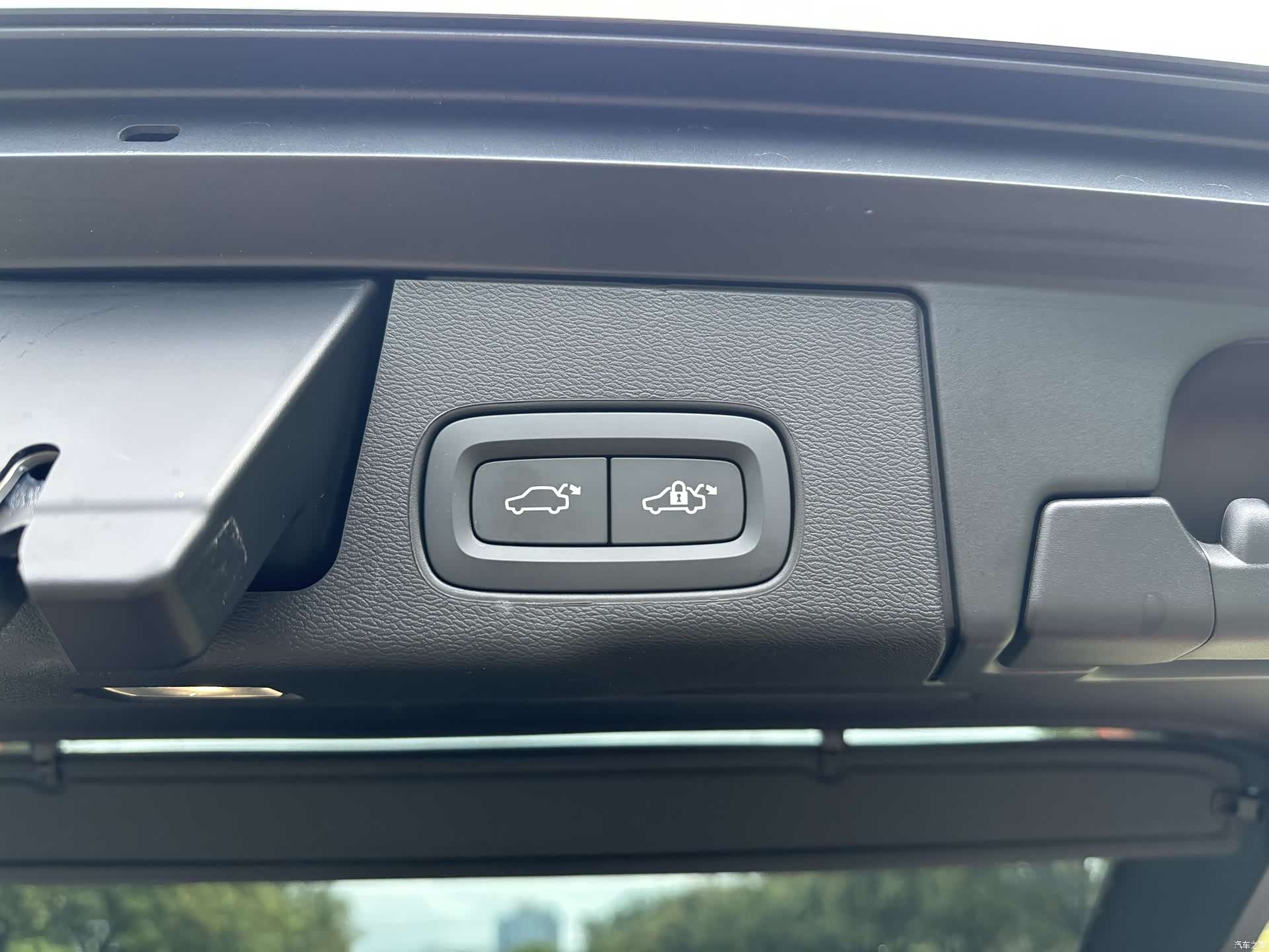 Volvo XC60, 2025 9