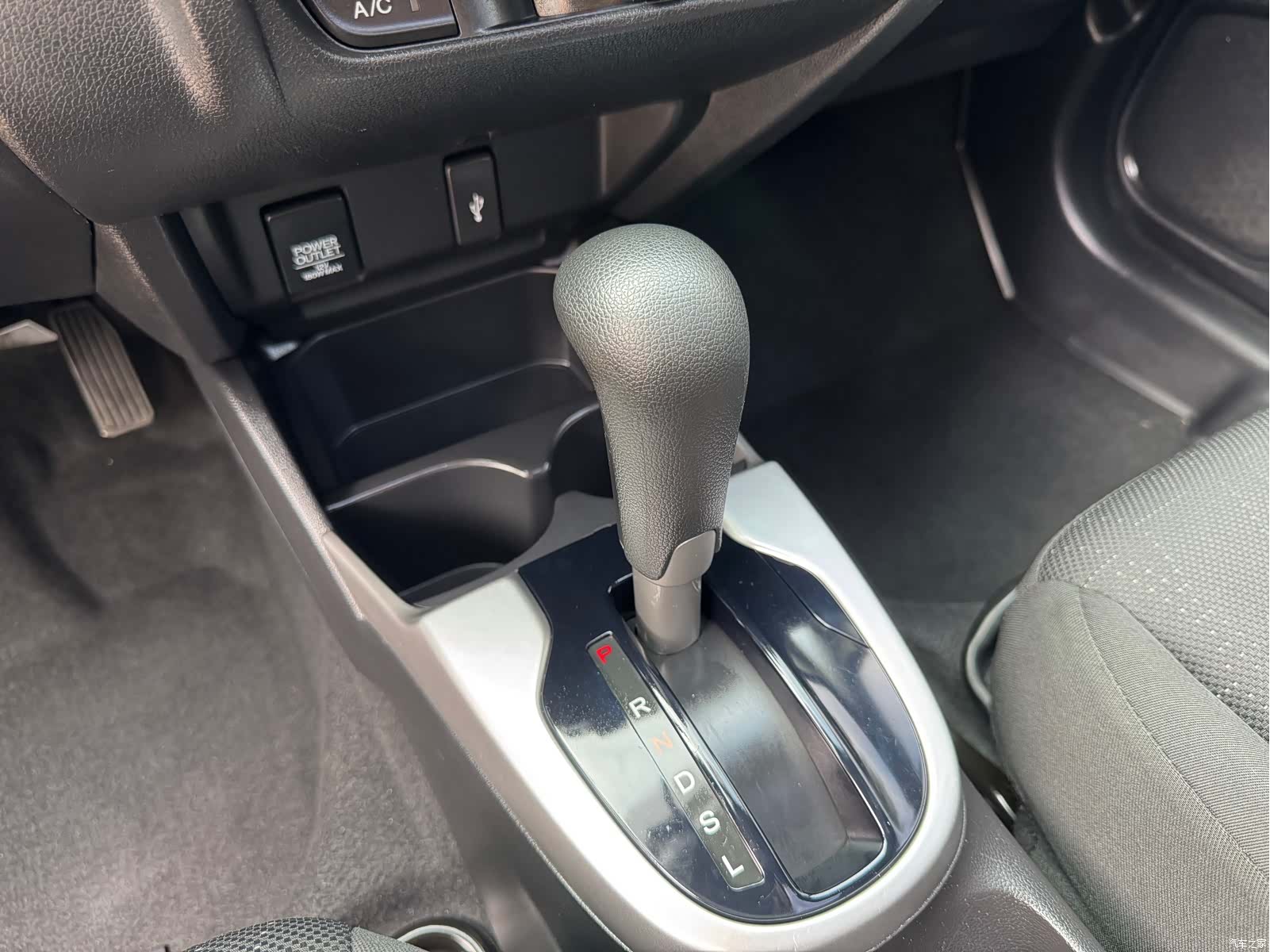 Honda Fit, 2016 13