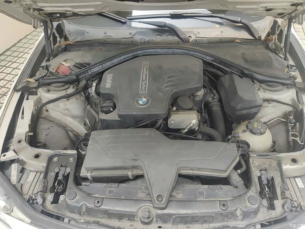 BMW 3 Series, 2015 11