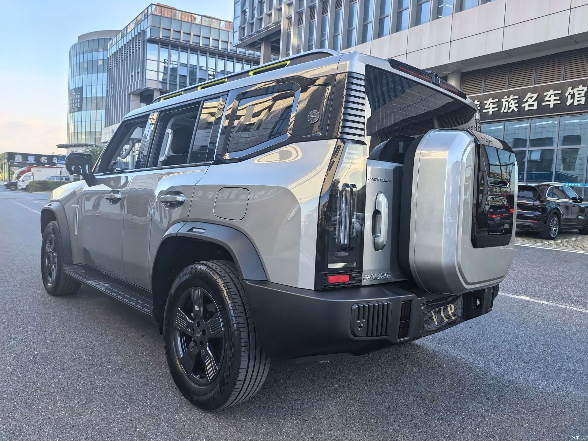 Jetour Traveller, 2025 10
