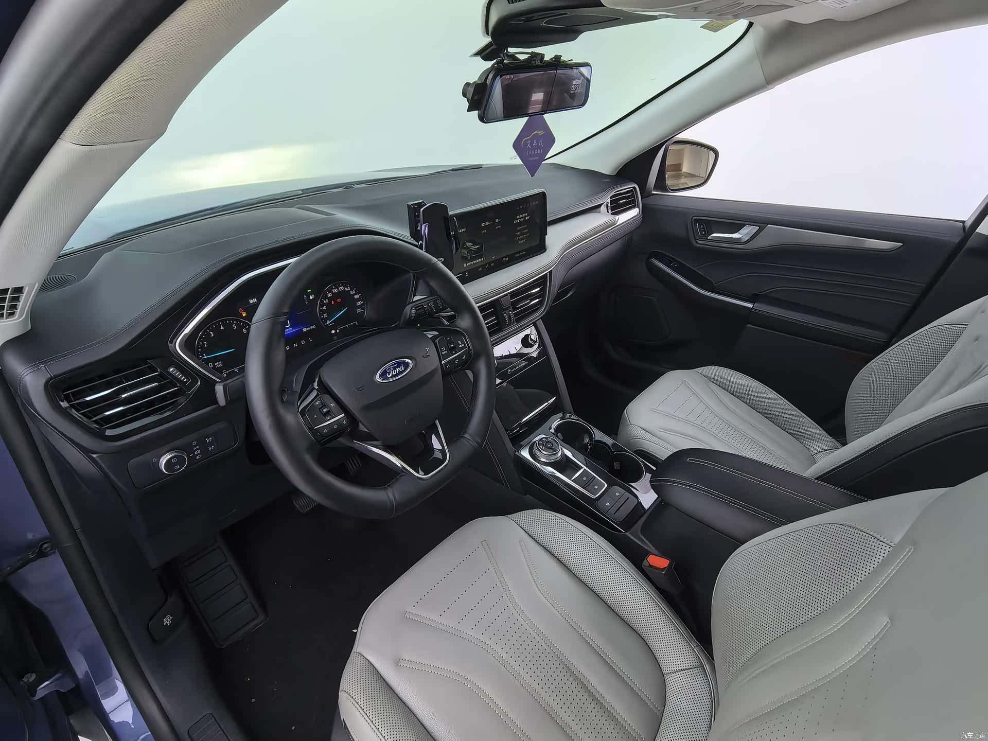 Ford Escape, 2021 11
