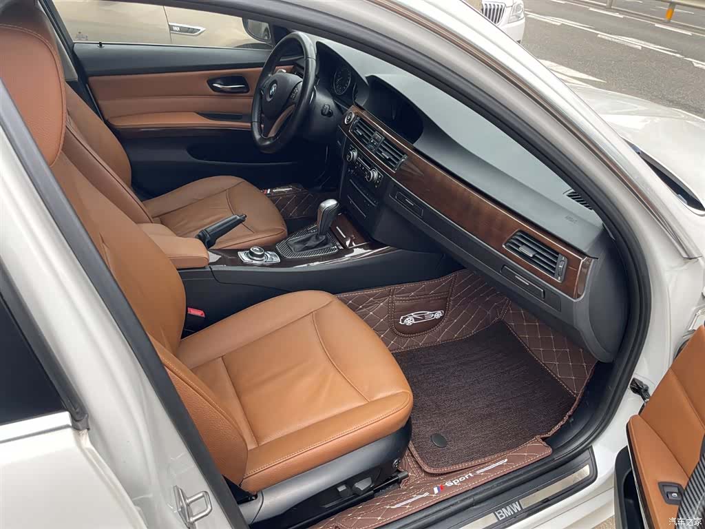 BMW 3 Series, 2010 все фото