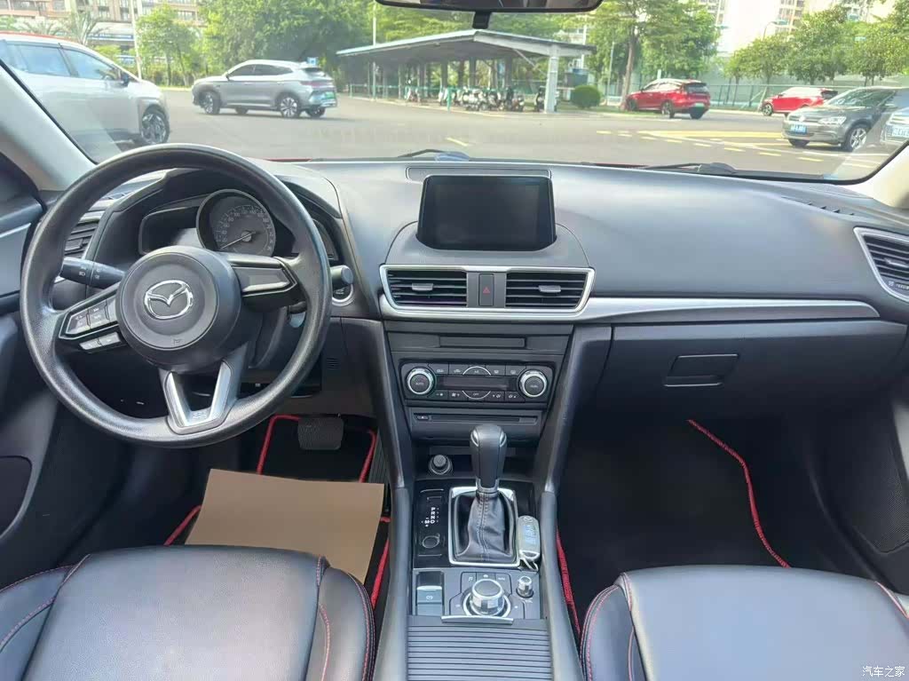 Mazda Mazda3, 2019 9