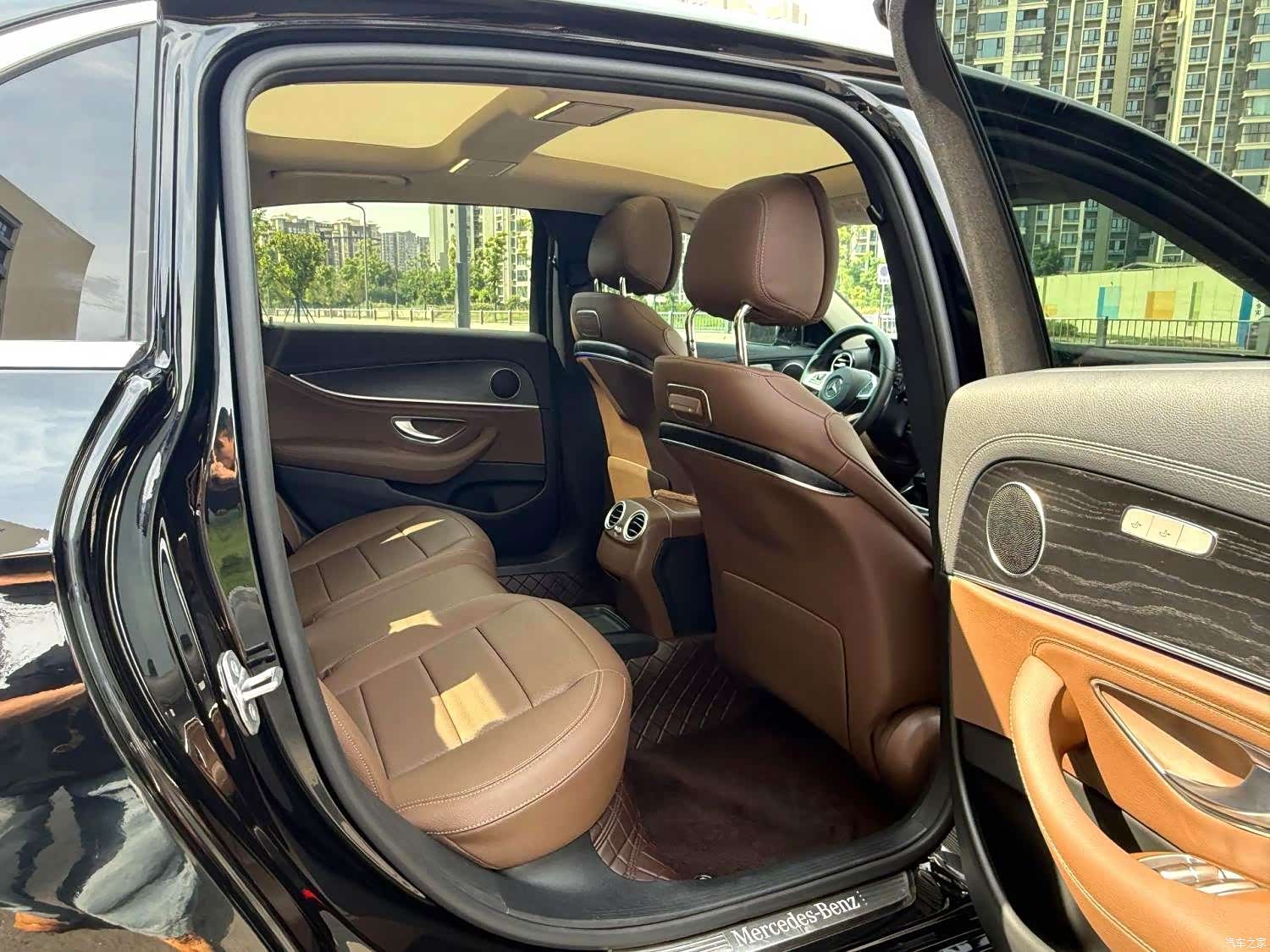 Mercedes-Benz E-Class, 2018 6