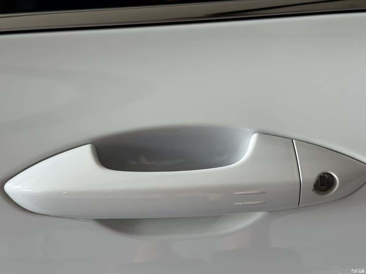 Geely Coolray, 2022 4