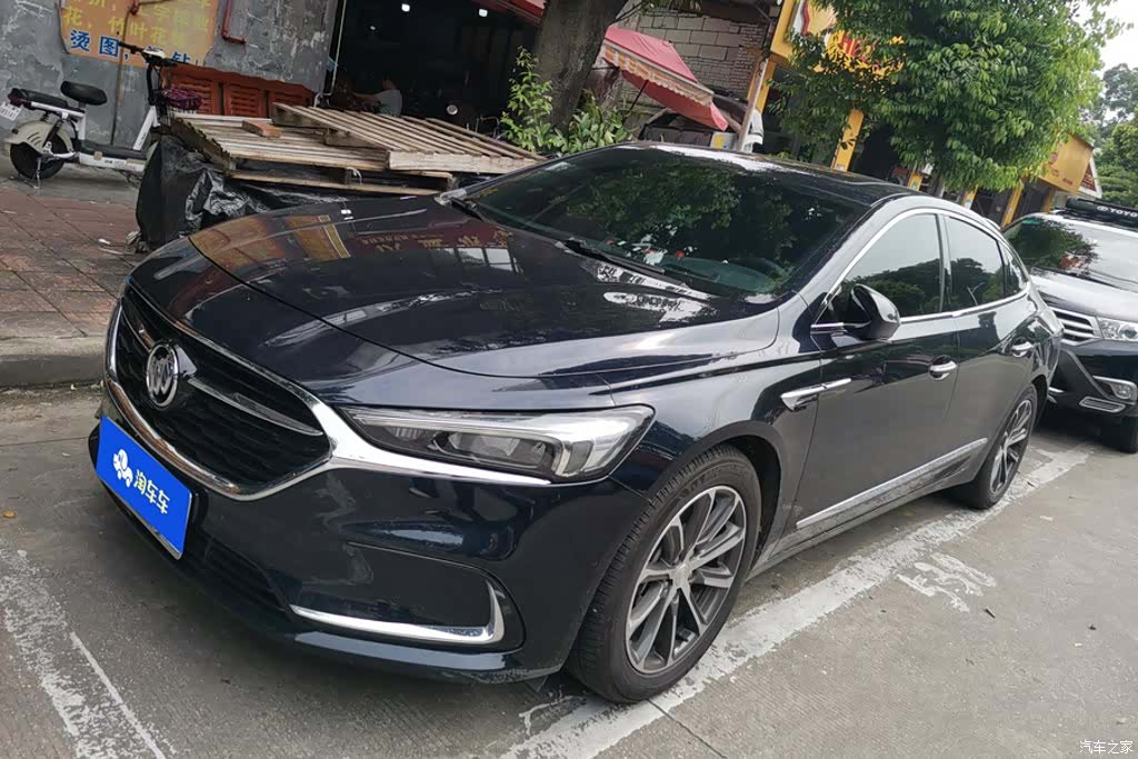 Buick LaCrosse, 2019 1
