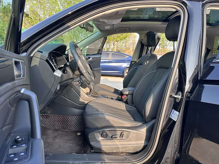 Volkswagen Tiguan L 2022, фото 4