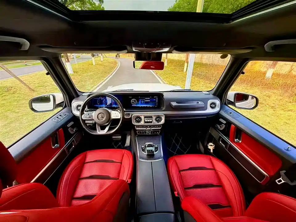 Mercedes-Benz G-class