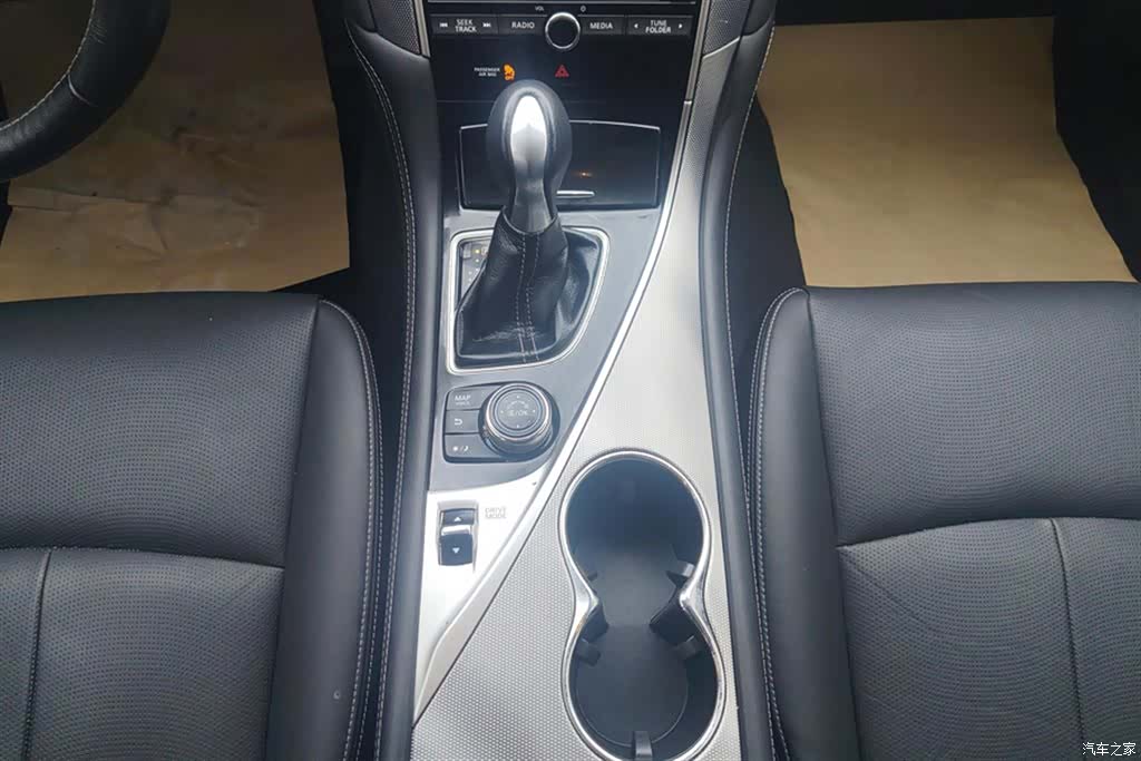 Infiniti Q50L, 2017 16