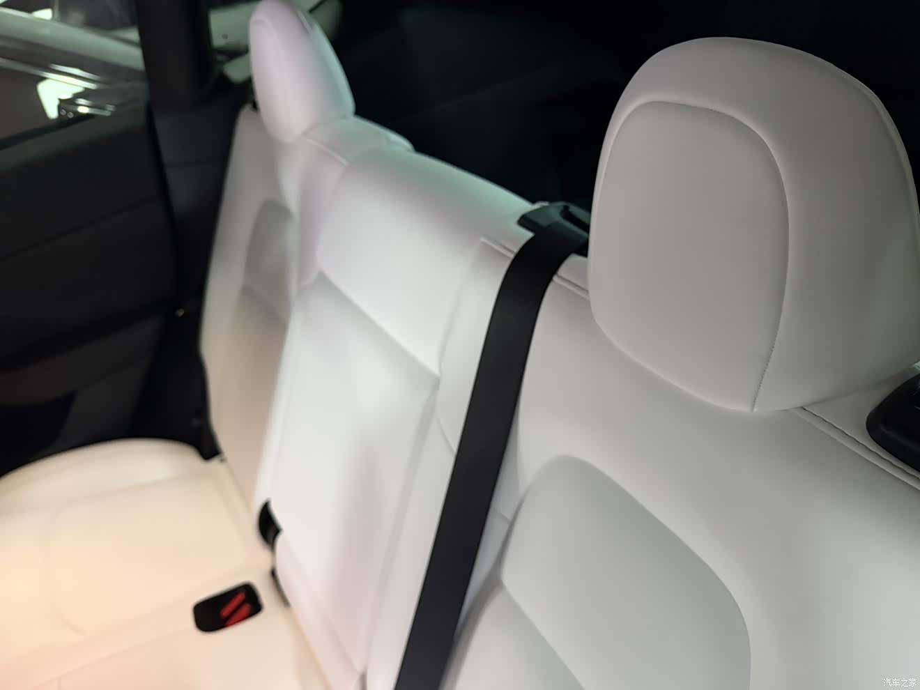 Tesla Model Y, 2022 2