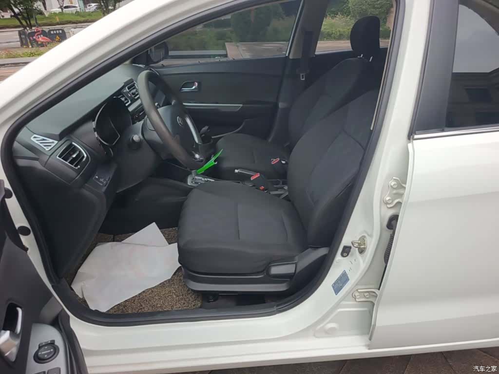 Kia K2, 2015 15
