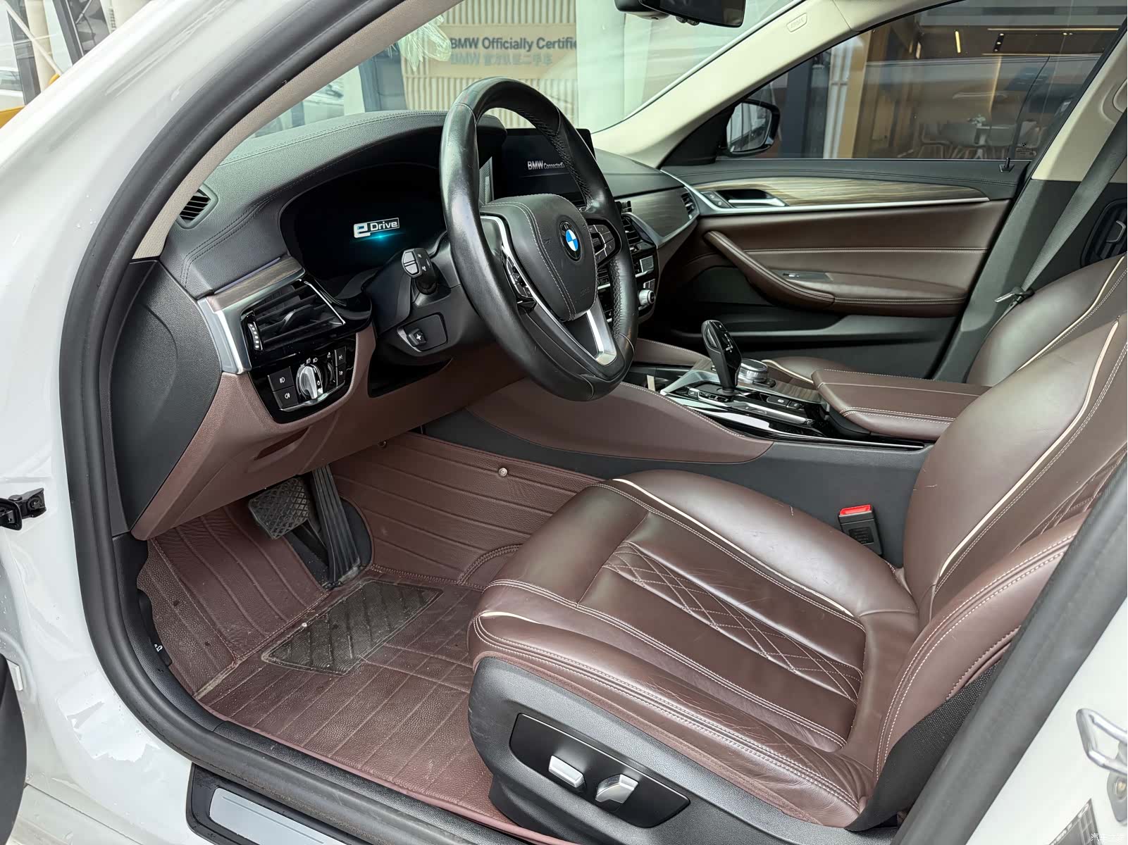 BMW 5 Series, 2019 4