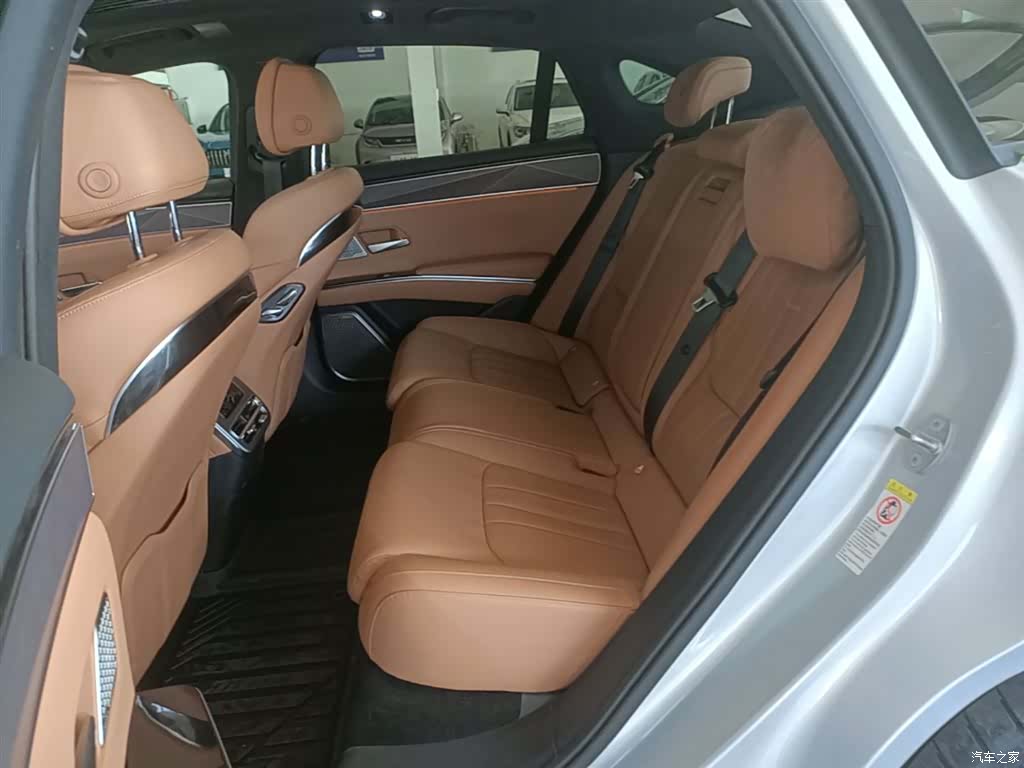 BYD Han, 2025 17
