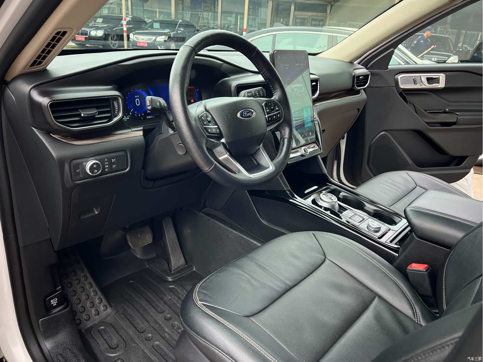 Ford Explorer, 2021 4