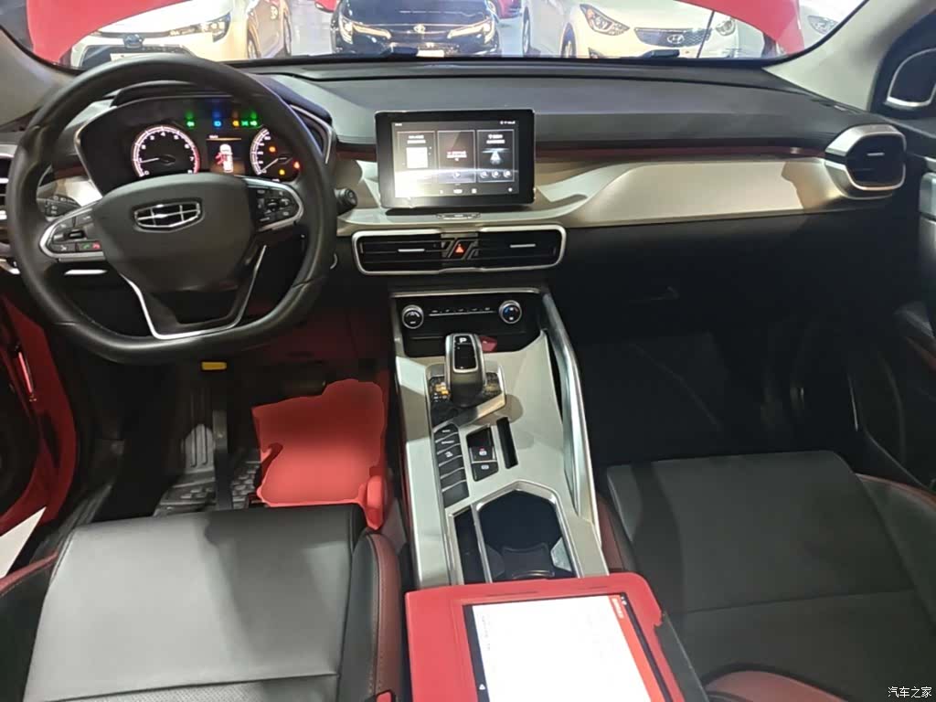 Geely Coolray, 2021 10