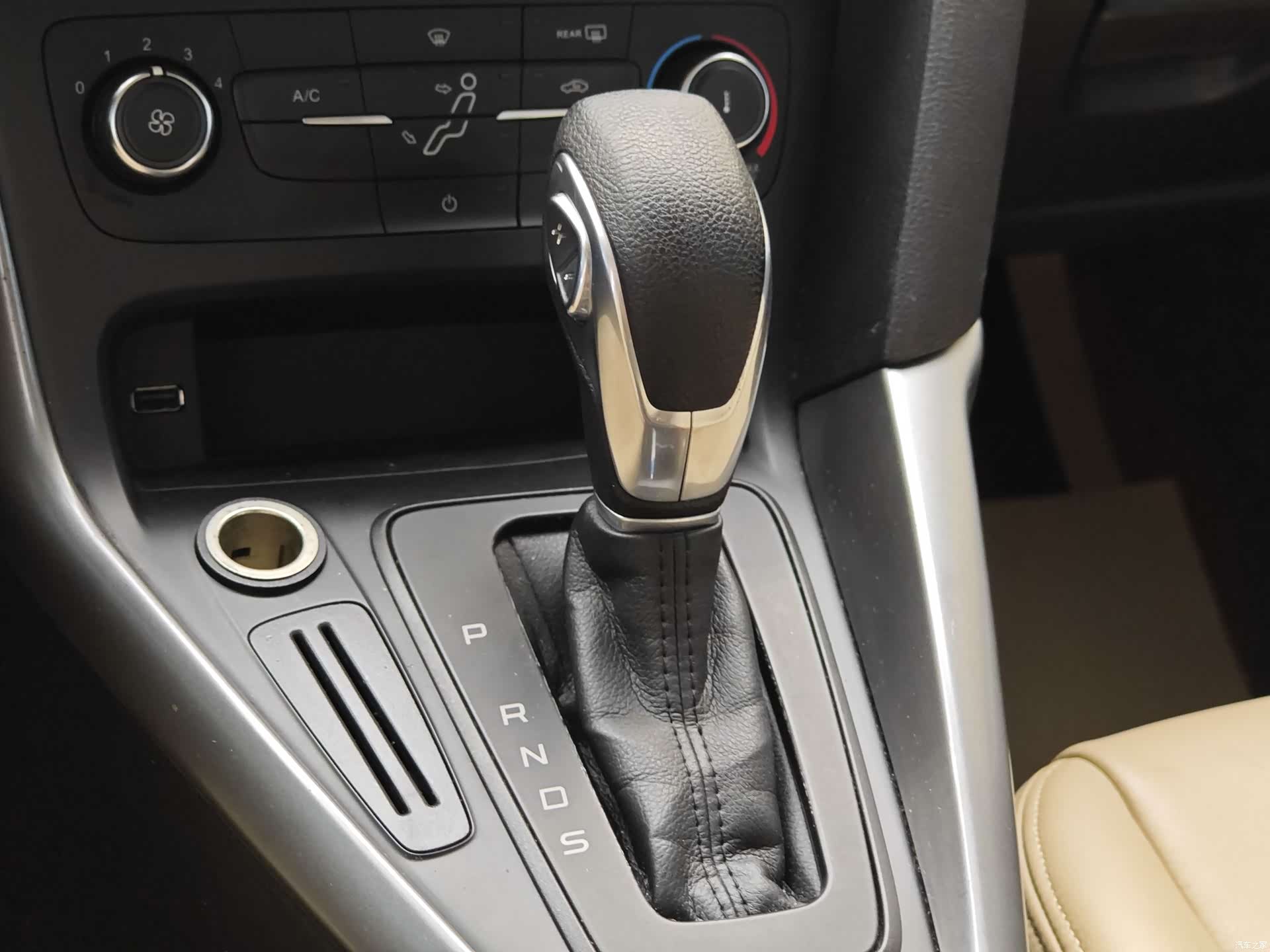 Ford Focus, 2016 18