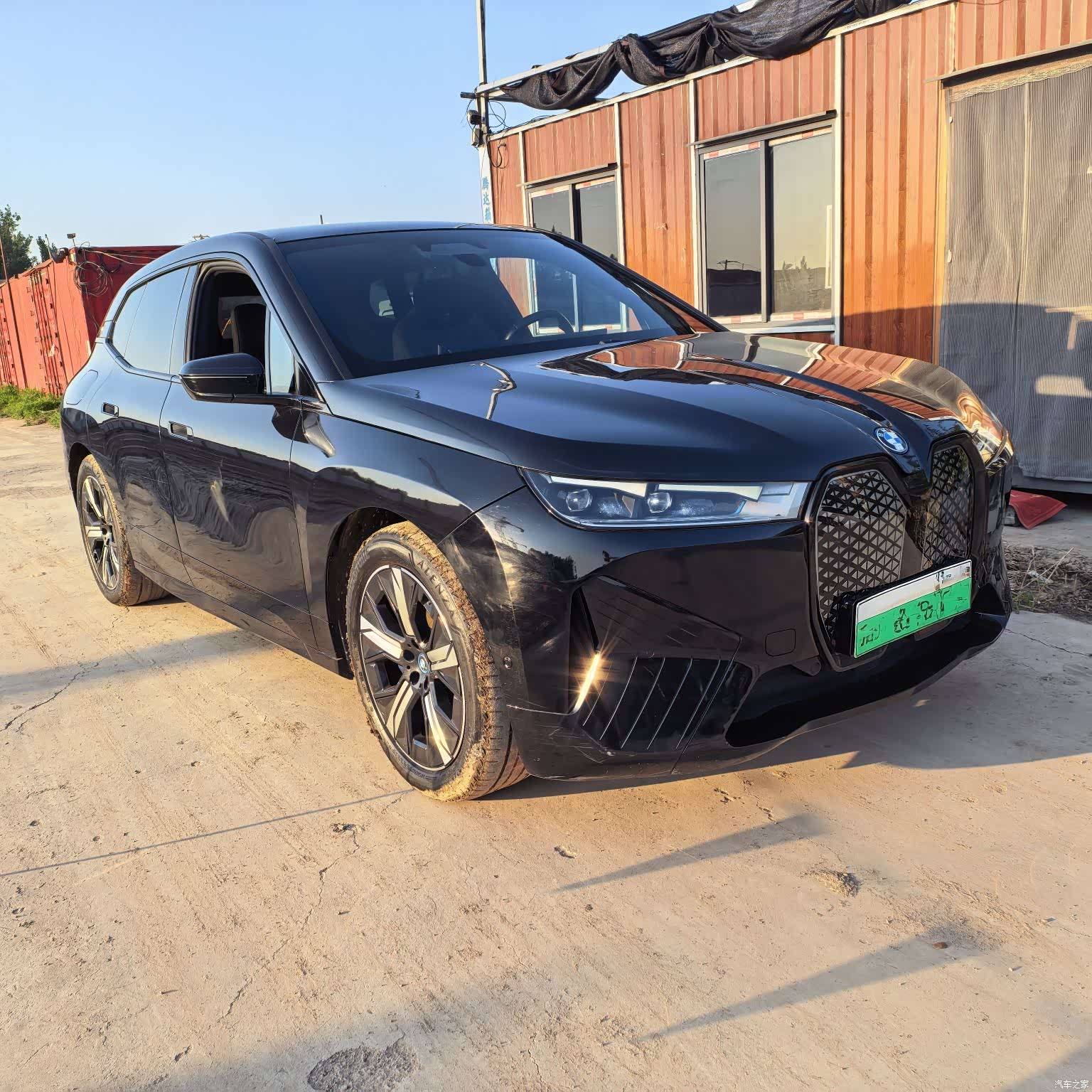 BMW iX, 2023 все фото