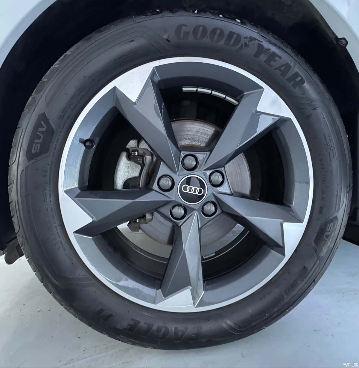 Audi Q3, 2023 26