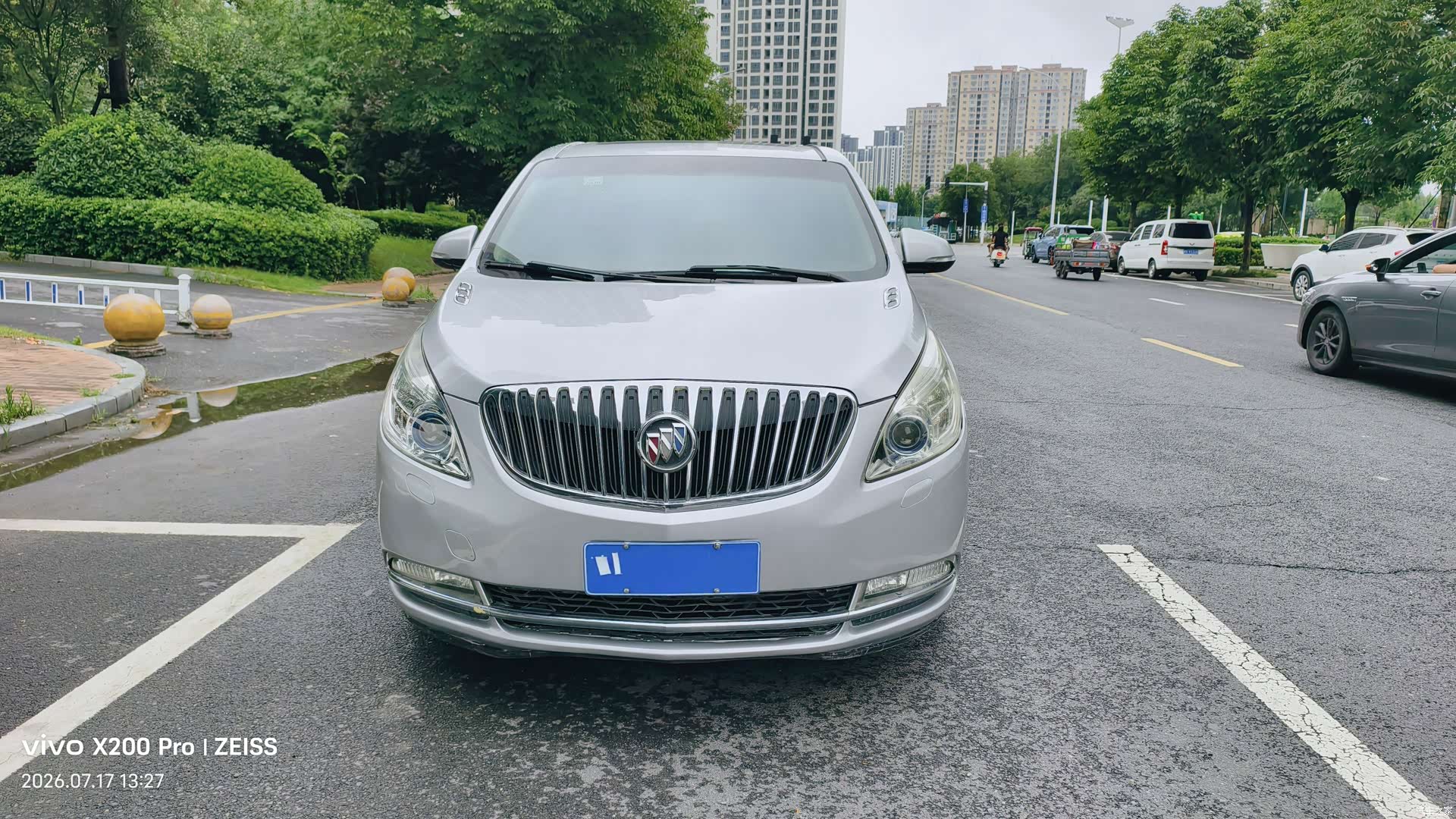 Buick GL8, 2014 3