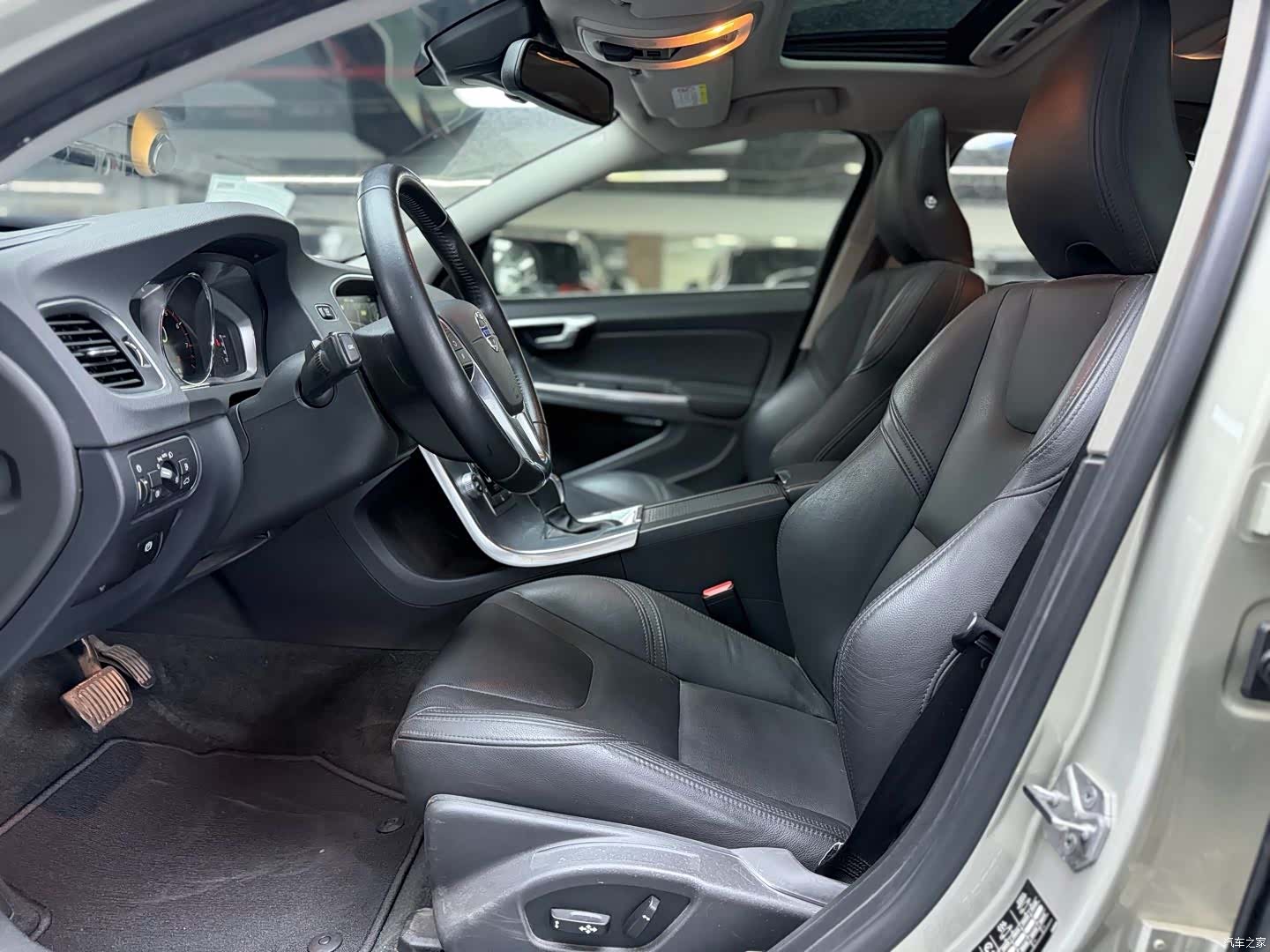 Volvo S60, 2016 3