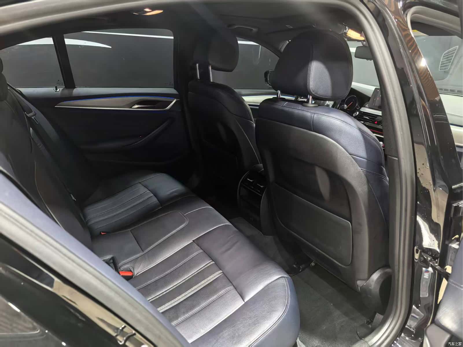 BMW 5 Series, 2017 все фото
