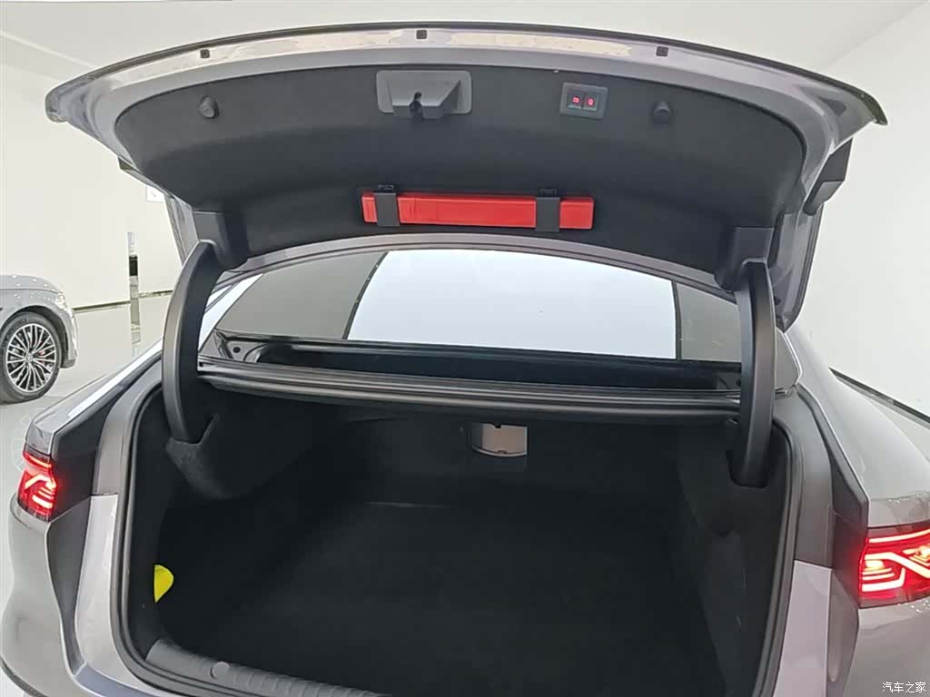 BYD Han, 2024 19