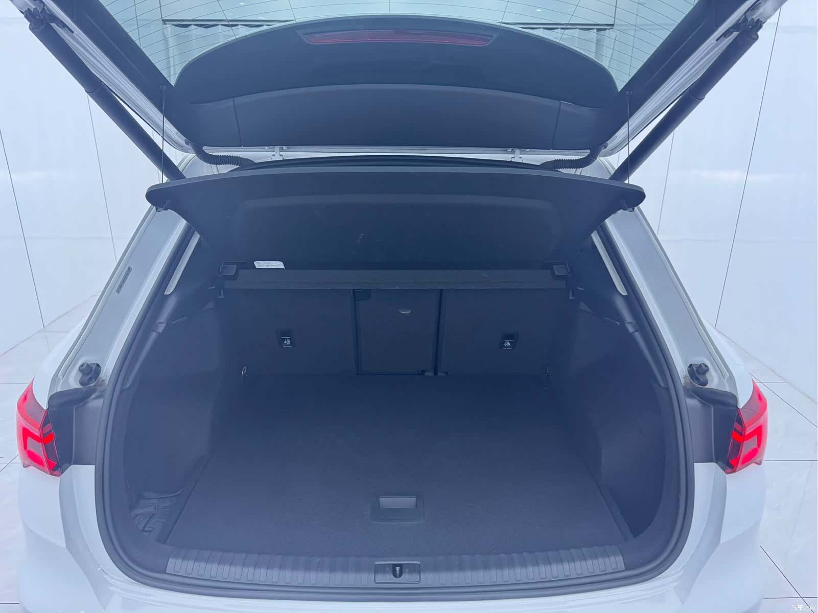 Audi Q3, 2022 18